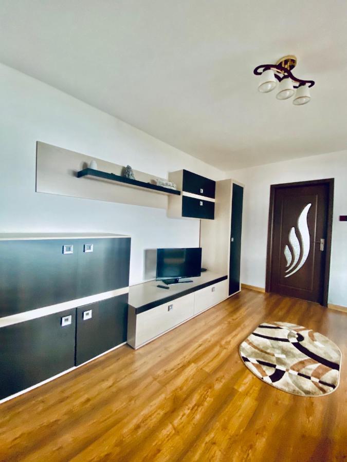 Апартаменты Apartament Sunshine Оршова Экстерьер фото