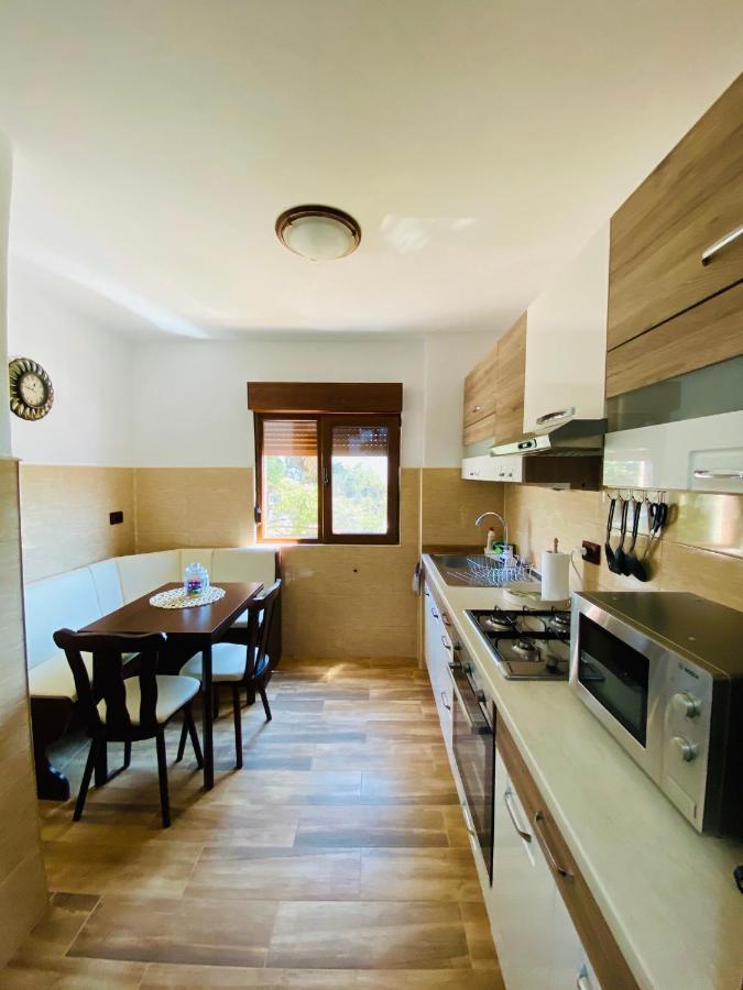 Апартаменты Apartament Sunshine Оршова Экстерьер фото